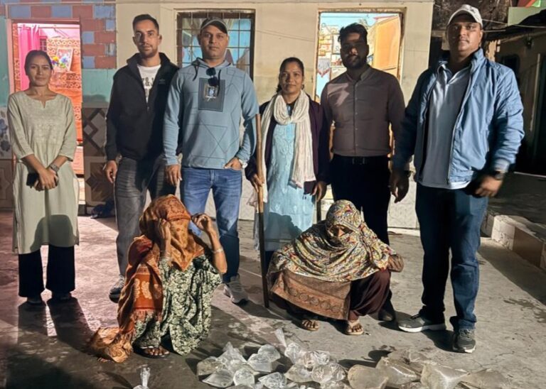 ऋषिकेश में आबकारी विभाग की बड़ी कार्रवाई, 40 लीटर कच्ची शराब के साथ दो महिलाएं गिरफ्तार